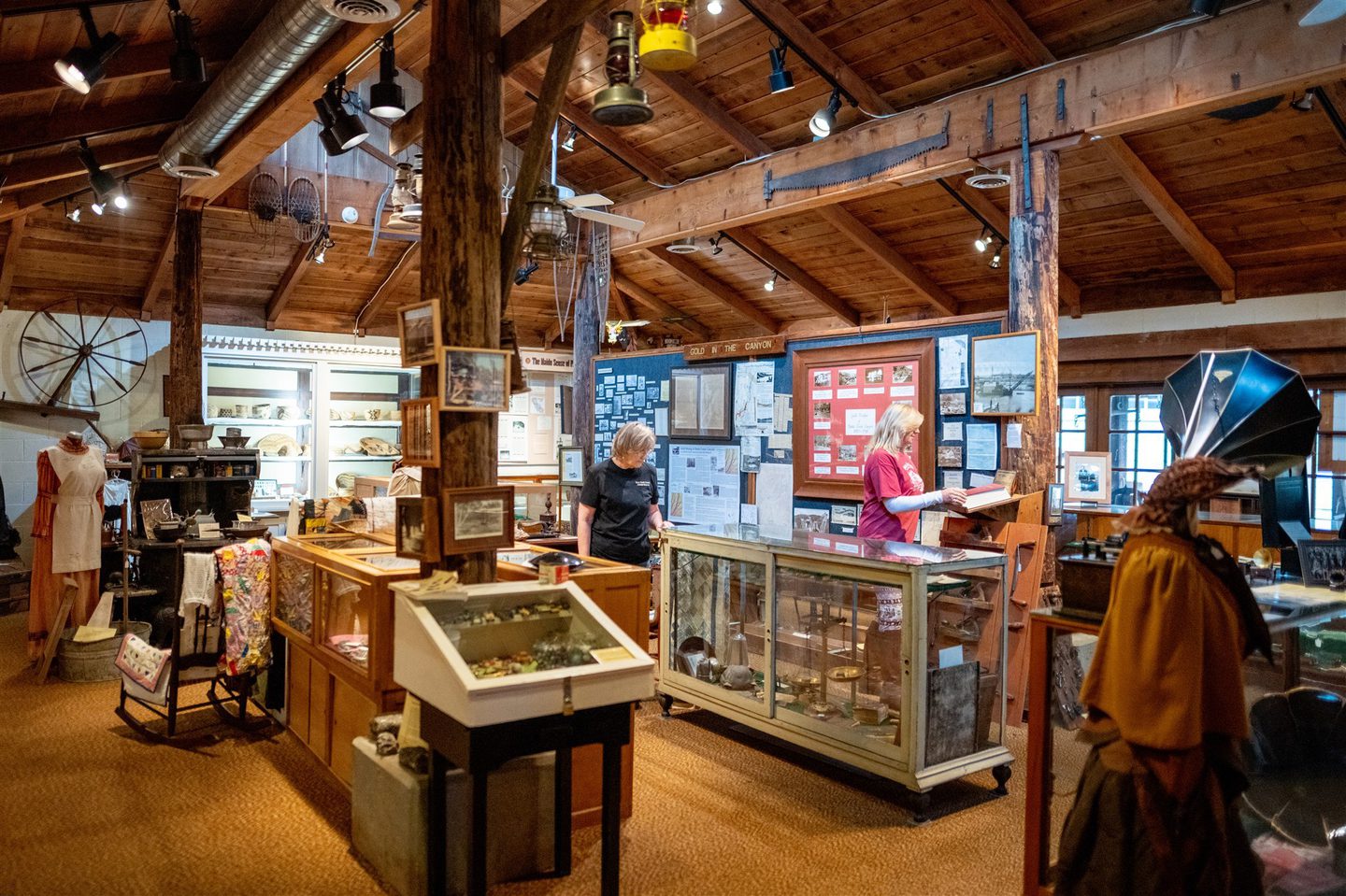Colman Museum-Centerville Schoolhouse: Living History