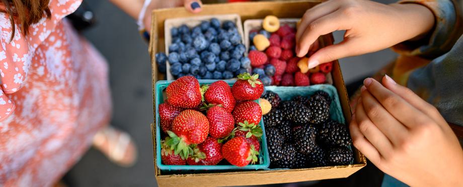 20210527 EBC Farmers Market JB 045