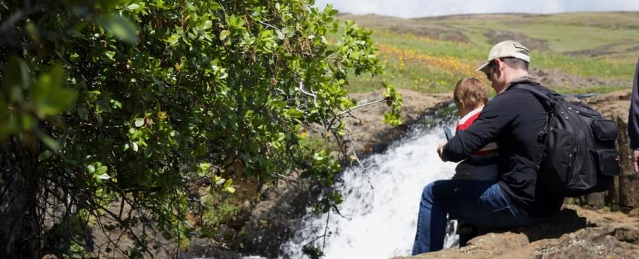 table-mountain-family-hike-waterfall-kid-friendly-weekend-getaway-oroville-ca