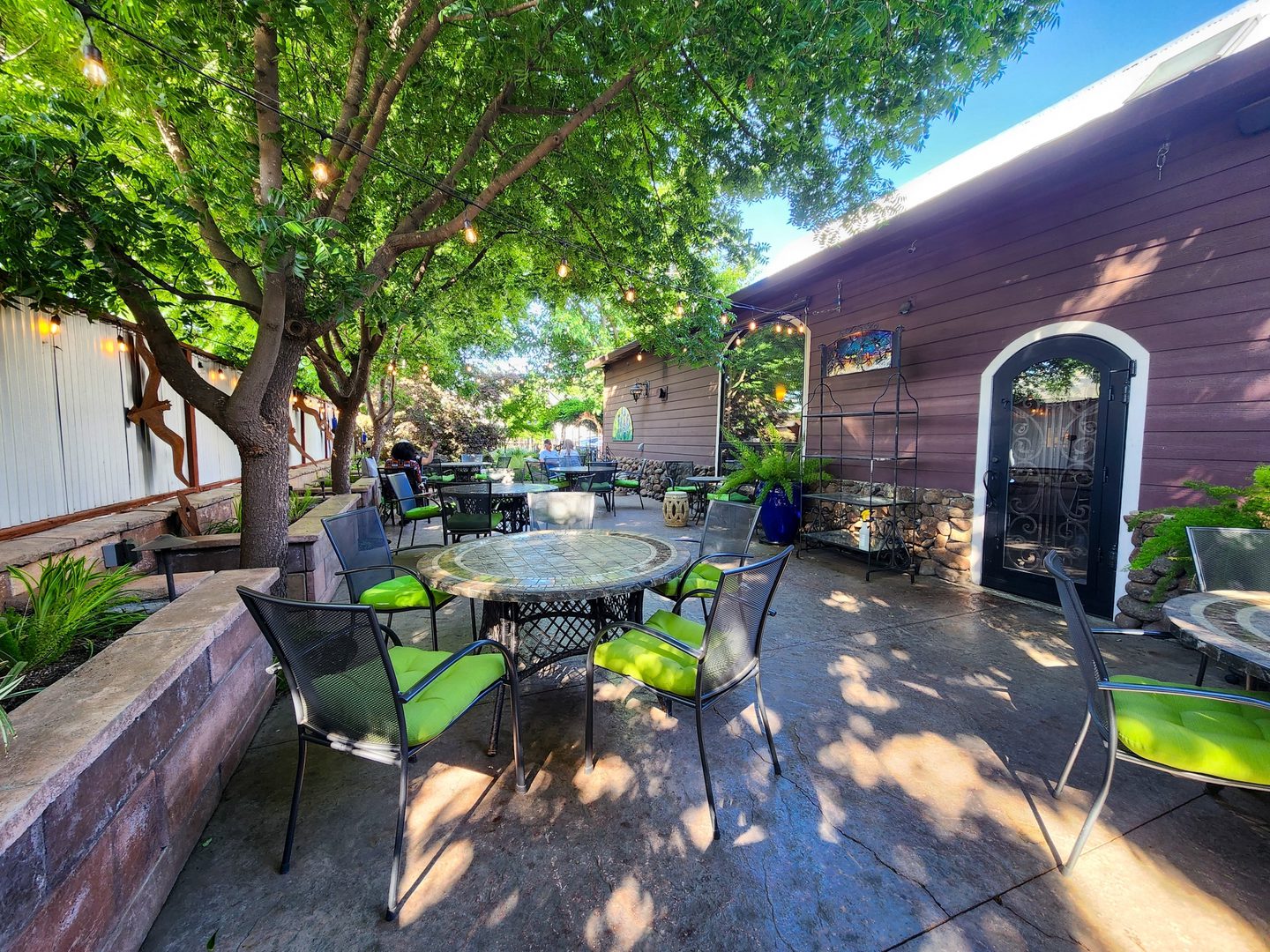Butte County’s Must-Try Outdoor Dining Destinations