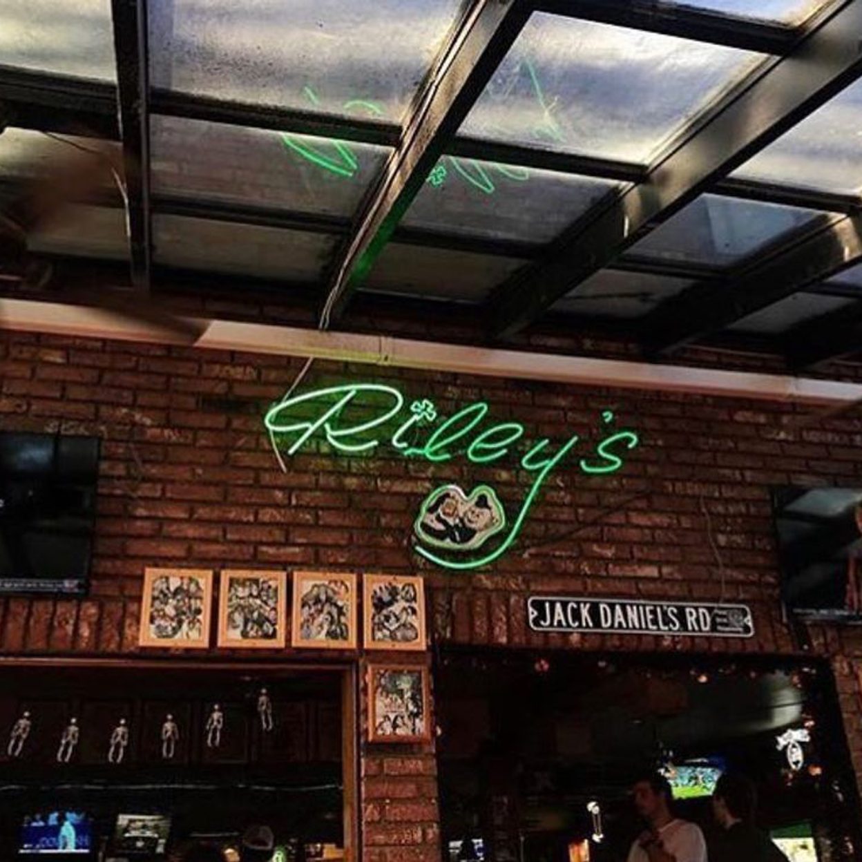 Riley's | Explore Butte County